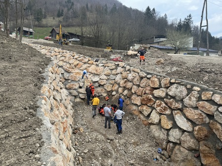 Popoplavna sanacija_Potok v Črni 5
